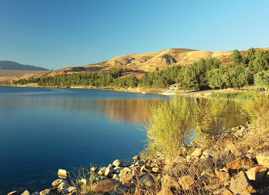 Castaic Lake