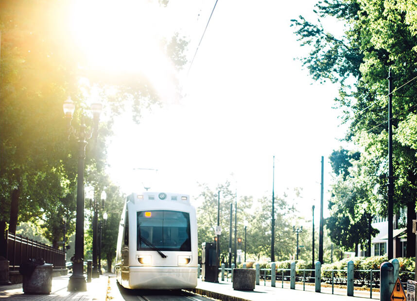 light rail commuting in Portland